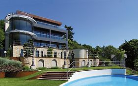 Villa via Lapis - Panoramablick über Dresden - Garten - Pool - Sauna - Luxus